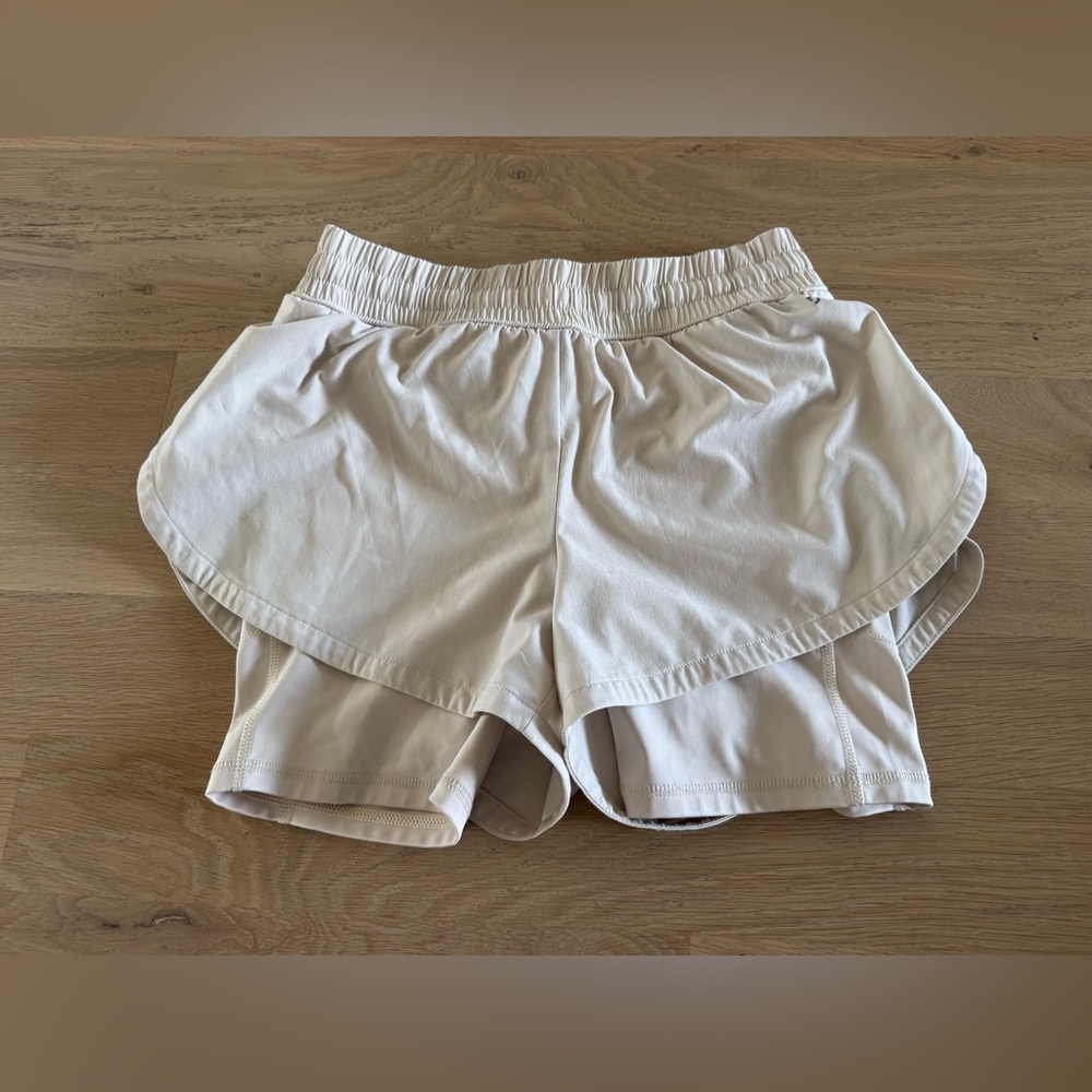 DSG women’s lined running shorts tan size XS